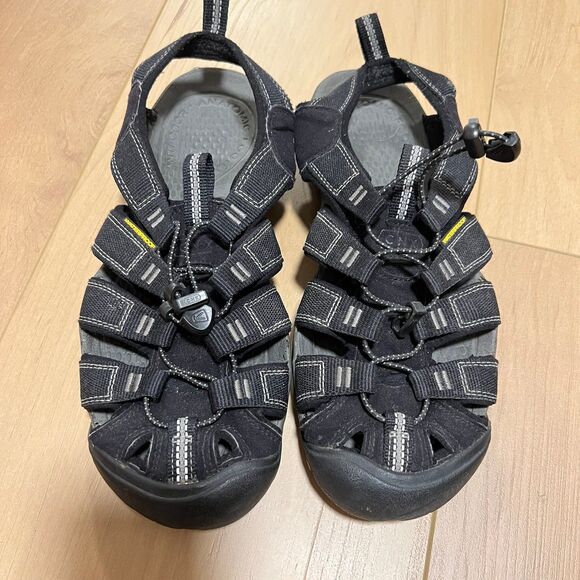 KEEN Mens Clearwater CNX Sandals SZ 7 Black Contour Arch Waterproof Beach Sport - Picture 2 of 7